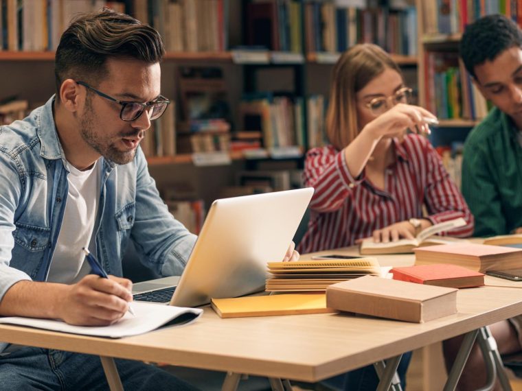 Scuole paritarie a Pozzo d'Adda