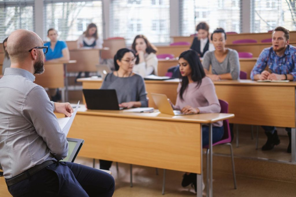 Scuole serali a Gravellona Toce